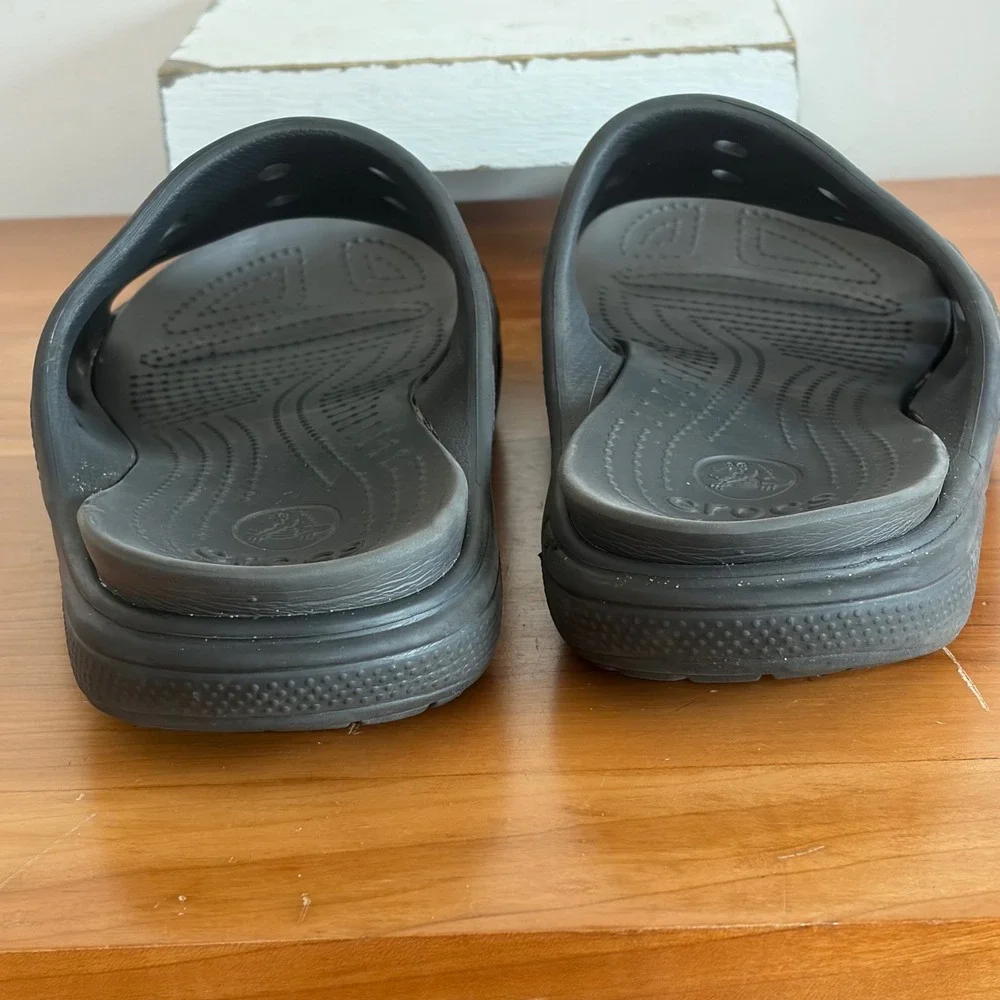 Crocs Baya II Slide Sandals Black Mens 10 Womens 12 Athletic Slip On Shoes